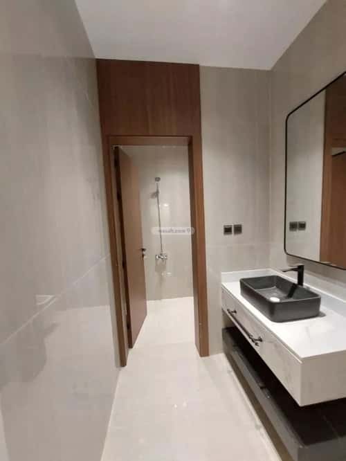 Apartment with 3 Bedrooms Uhod, Aldammam