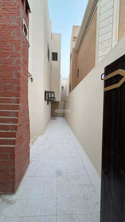 فيلا 560 متر مربع شرقية على شارع 15م الفيصلية، الخرج