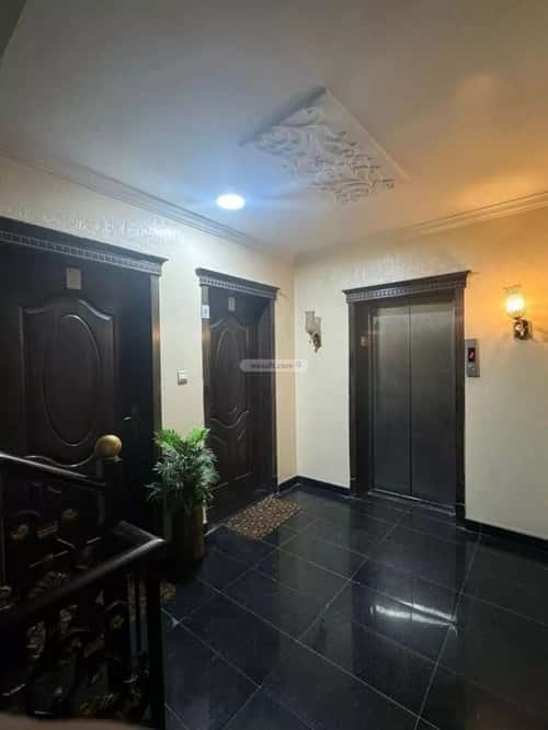 Apartment with 5 Bedrooms Al Noor, Aldammam