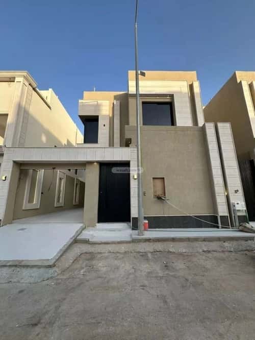 Villa 519 SQM Facing East on 15m Width Street Al-Janadriyah, East Riyadh, Riyadh