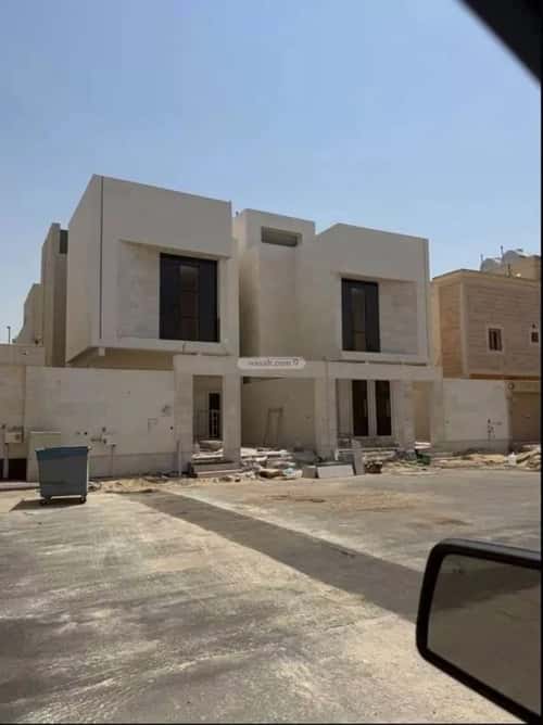 فيلا 250 متر مربع شرقية على شارع 15م ضاحية الملك فهد، الدمام