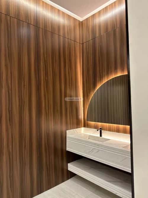 شقة ب 7 غرف الجنادرية، شرق الرياض، الرياض