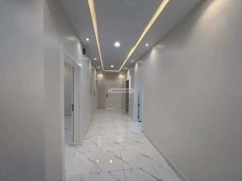 Floor 450 SQM with 7 Bedrooms As Safa, Eanizah