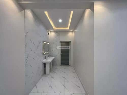 Floor 450 SQM with 7 Bedrooms As Safa, Eanizah