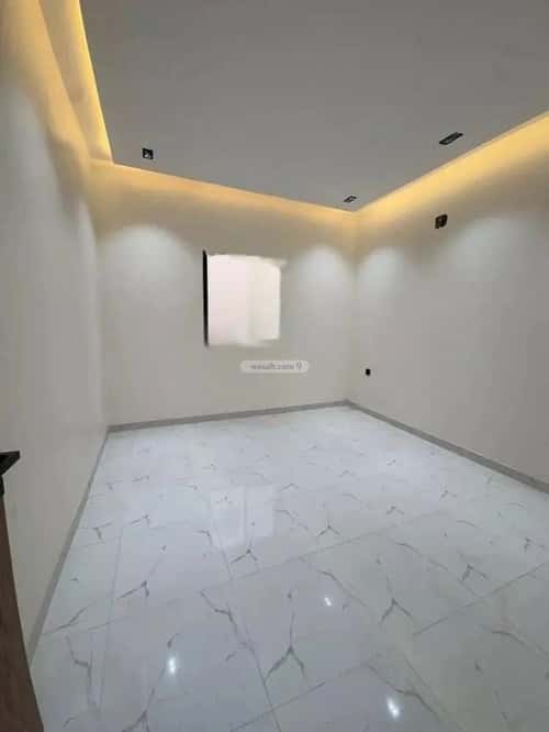 فيلا 252 متر مربع غربية على شارع 18م الخليج، شرق الرياض، الرياض