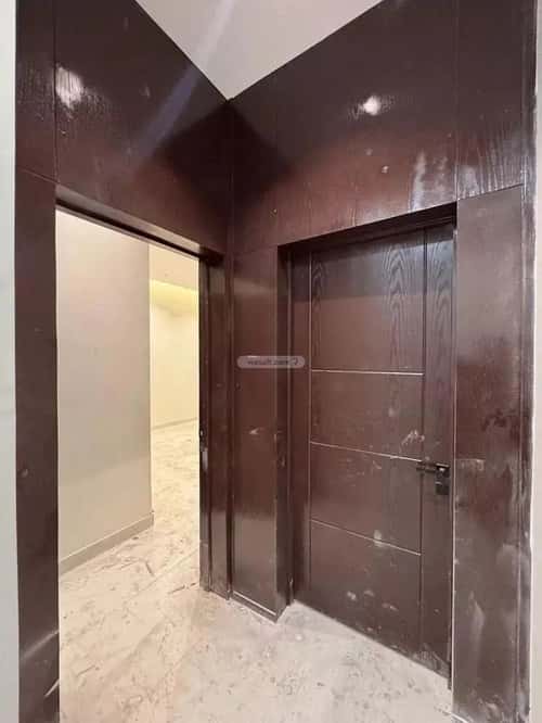 Floor 248 SQM with 5 Bedrooms Al-Qadisiyah, East Riyadh, Riyadh