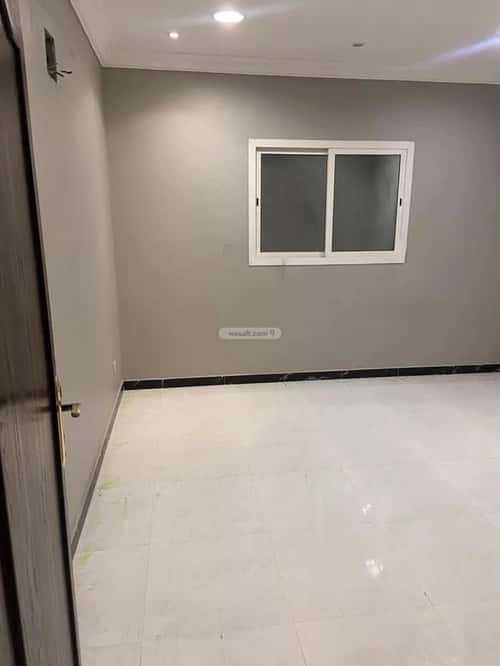 شقة ب 5 غرف هجر، الدمام