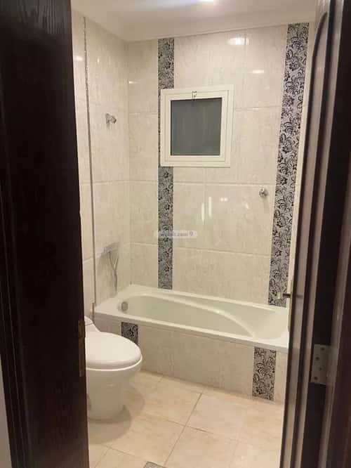 Apartment with 5 Bedrooms Hajer, Aldammam