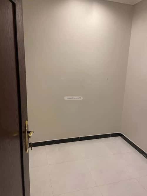 شقة ب 5 غرف هجر، الدمام