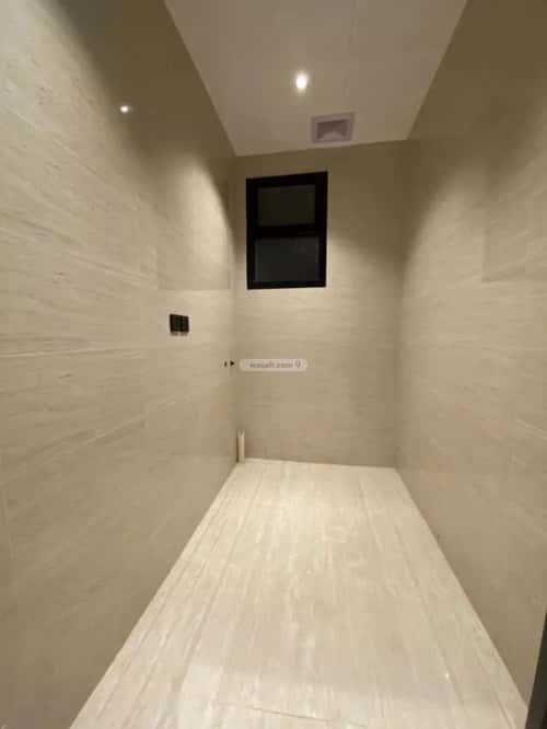 Floor 208 SQM with 7 Bedrooms The Airport, Jazan