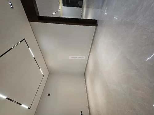 فيلا 312 متر مربع شرقية على شارع 15م الرمال، شرق الرياض، الرياض