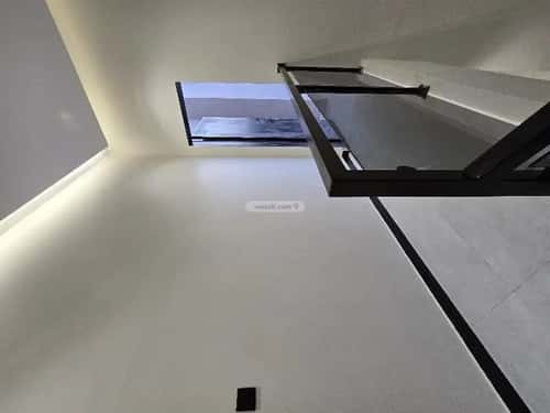 Floor 257 SQM with 5 Bedrooms Al-Janadriyah, East Riyadh, Riyadh