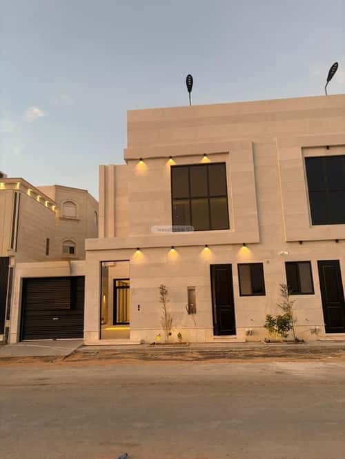 Villa 575 SQM Facing South on 20m Width Street Al-Mahdiyah, West Riyadh, Riyadh