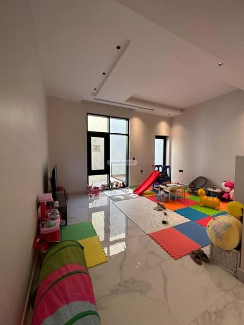 فيلا 360 متر مربع واجهة شمالية ب 9 غرف أبحر الجنوبية، شمال جدة، جدة