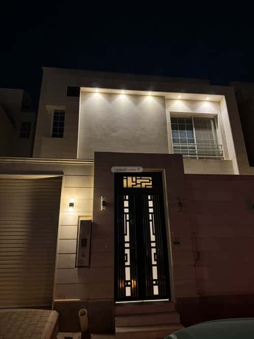 Villa 200 SQM Facing South West on 20m Width Street Al-Mahdiyah, West Riyadh, Riyadh