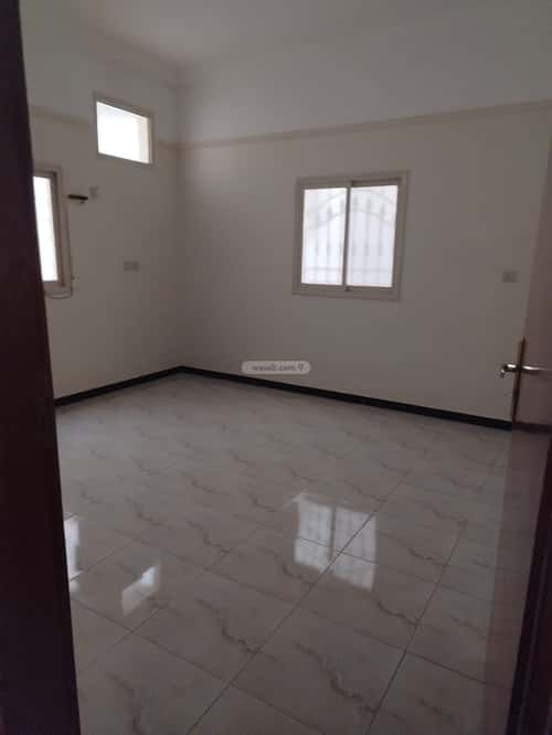 شقة ب 5 غرف الوسام، خميس مشيط