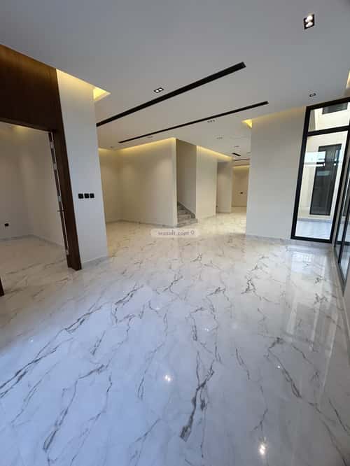 5 bedroom villa in Al Narjis