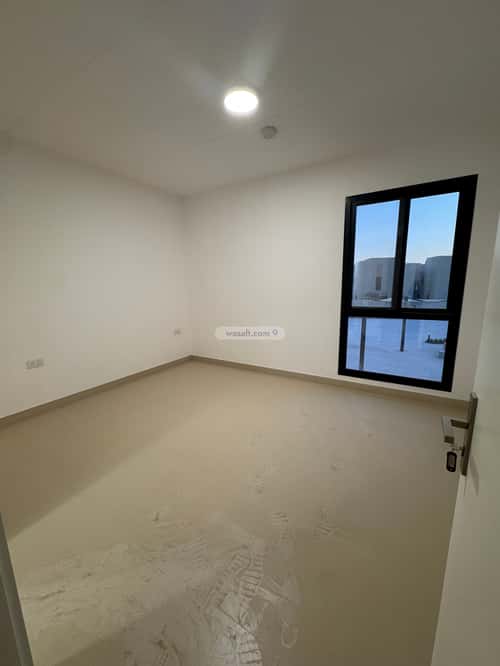 فيلا 400 متر مربع شمالية شرقية على شارع 12م سدرة، الرياض