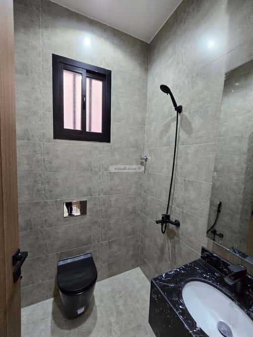 فيلا 328 متر مربع شرقية على شارع 20م الراقي، خميس مشيط