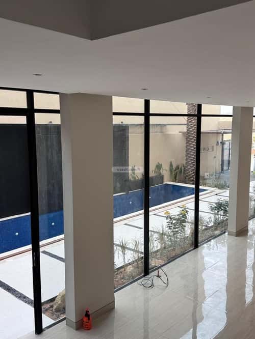 فيلا 375 متر مربع شرقية على شارع 15م المهدية، غرب الرياض، الرياض