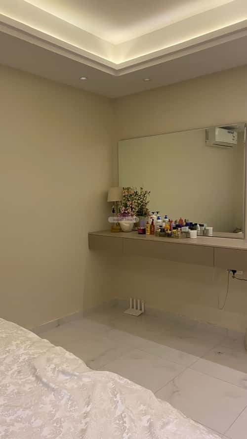 Apartment with 5 Bedrooms Twaeeq, West Riyadh, Riyadh