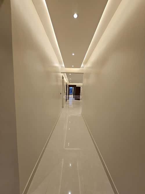 Floor 305 SQM with 5 Bedrooms Dahiat Namar, West Riyadh, Riyadh