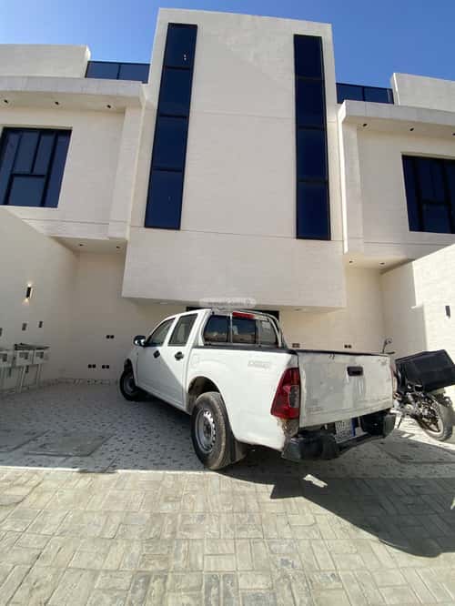 3 bedroom apartment in Al Yarmouk