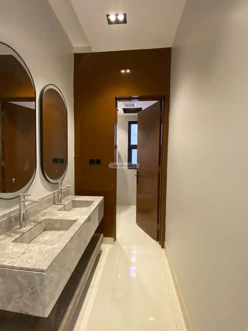 4 bedroom floor in Al Yarmouk