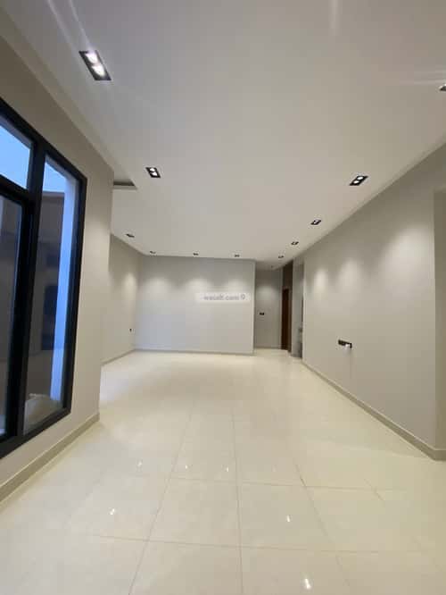 Floor 170 SQM with 5 Bedrooms Al-Yarmuk, East Riyadh, Riyadh