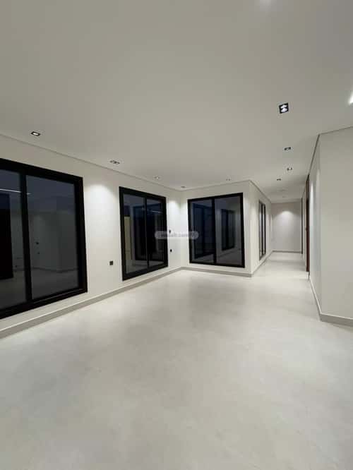 فيلا 375 متر مربع جنوبية على شارع 20م المهدية، غرب الرياض، الرياض