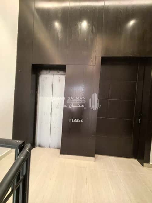 Apartment with 5 Bedrooms Al-Janadriyah, East Riyadh, Riyadh