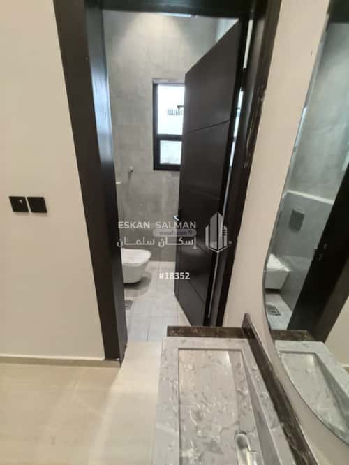 شقة ب 5 غرف الجنادرية، شرق الرياض، الرياض