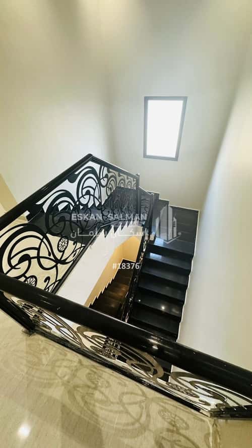 فيلا 294 متر مربع جنوبية على شارع 20م اللؤلؤ، الخبر