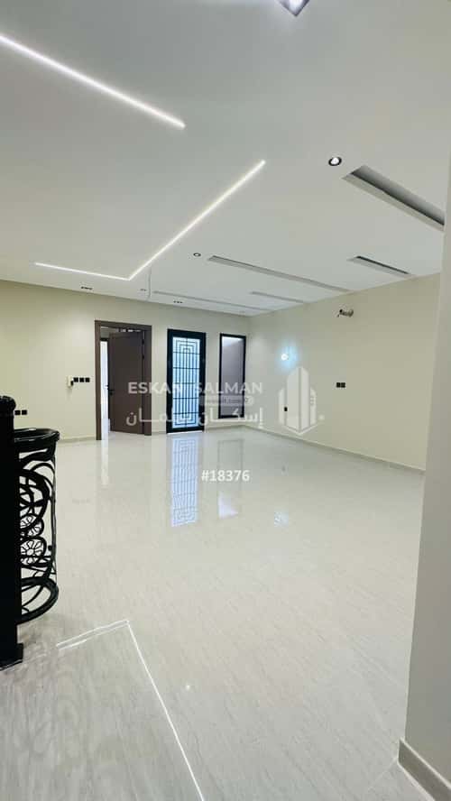 فيلا 294 متر مربع جنوبية على شارع 20م اللؤلؤ، الخبر