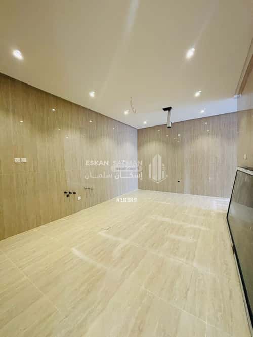 Villa 250 SQM Facing East on 32m Width Street King Fahad Dist, Aldammam