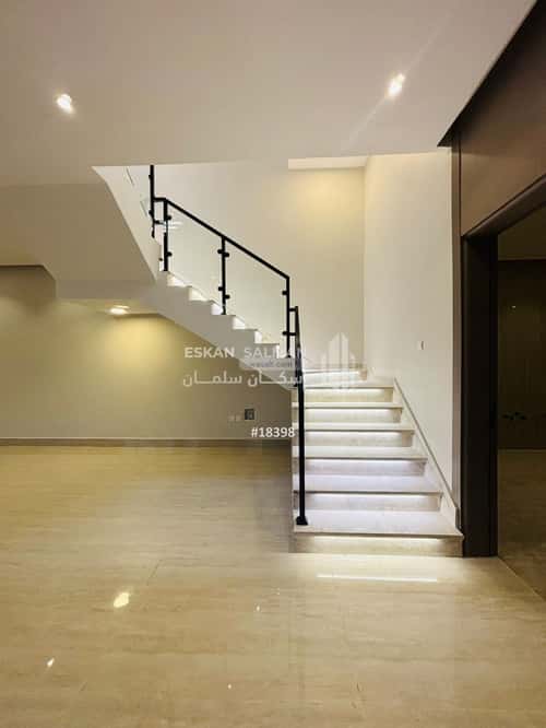 Villa 250 SQM Facing East on 24m Width Street King Fahad Dist, Aldammam