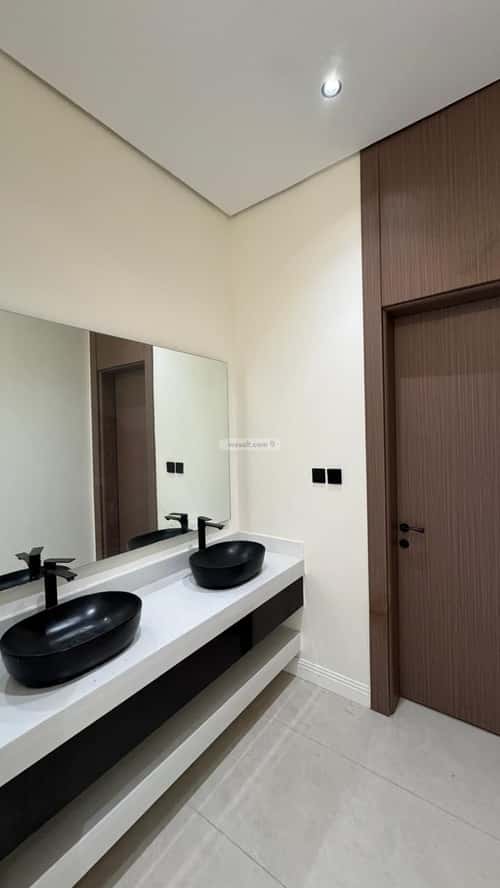 Villa 352 SQM Facing North on 20m Width Street Al Seef, Aldammam