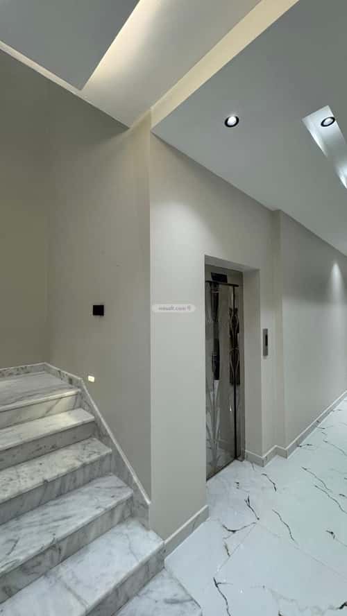 فيلا 420 متر مربع غربية على شارع 20م السيف، الدمام