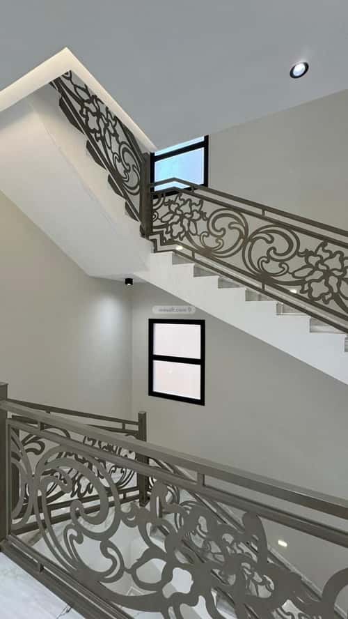 Villa 420 SQM Facing West on 20m Width Street Al Seef, Aldammam