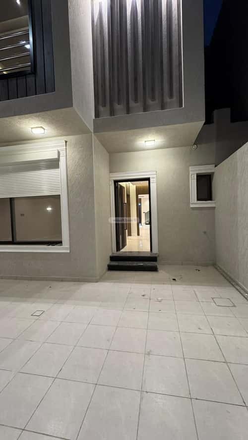 Villa 250 SQM King Fahad Dist, Aldammam