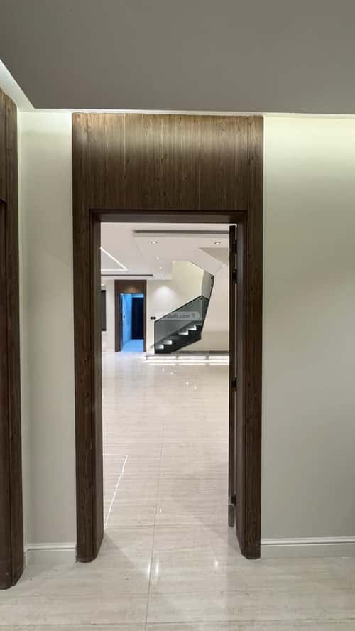 Villa 250 SQM King Fahad Dist, Aldammam