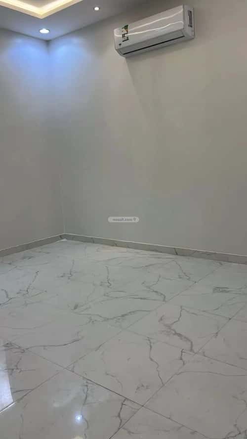 فيلا 300 متر مربع واجهة شرقية ب 4 غرف الرمال، شرق الرياض، الرياض