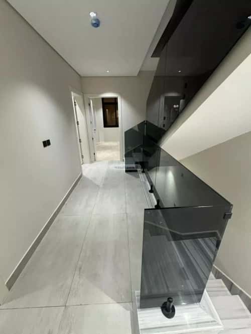 فيلا 213 متر مربع واجهة شرقية ب 5 غرف العارض، شمال الرياض، الرياض