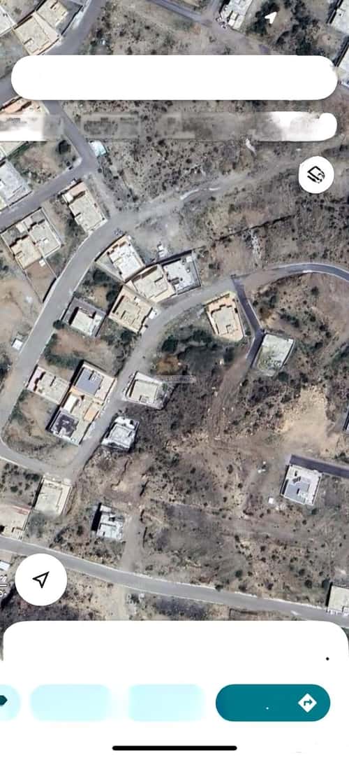 أرض 682 متر مربع شرقية على شارع 15م الأرجوان، بلجرشي