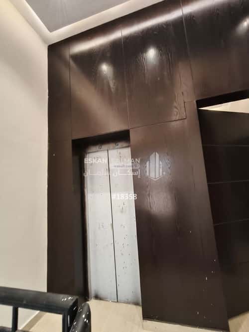 Apartment with 6 Bedrooms Al-Janadriyah, East Riyadh, Riyadh