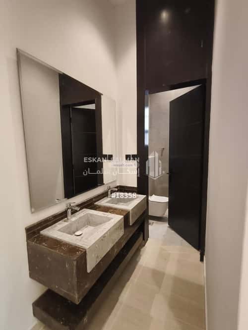 Apartment with 6 Bedrooms Al-Janadriyah, East Riyadh, Riyadh