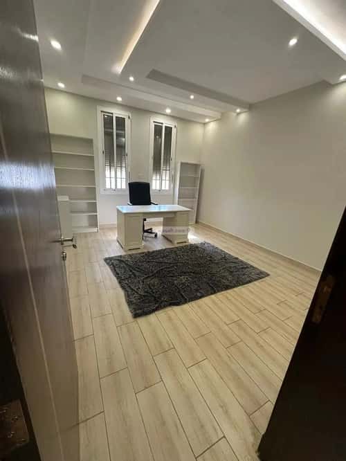 فيلا 300 متر مربع واجهة شمالية ب 7 غرف الفردوس، شمال جدة، جدة