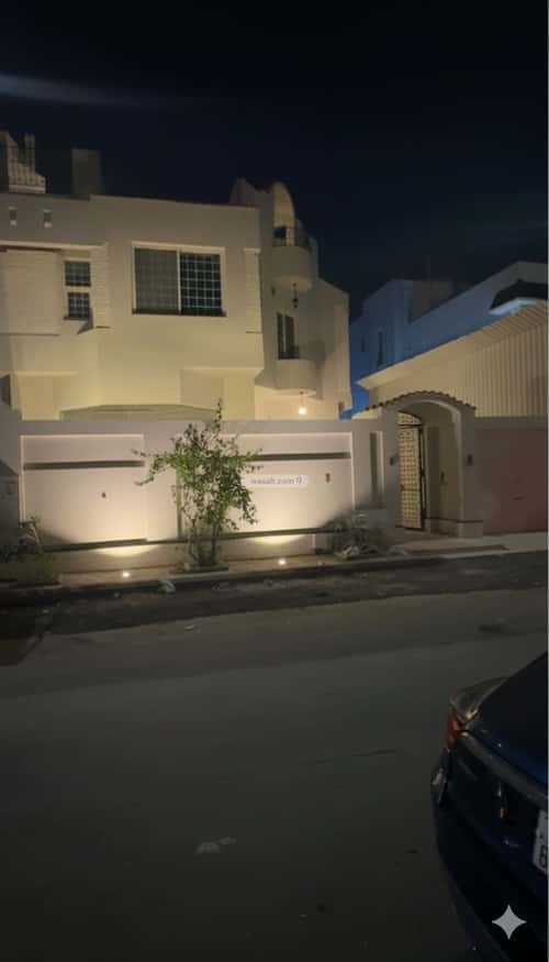 Villa 300 SQM Facing East with 4 Bedrooms Al Shate|E, North Jeddah, Jeddah