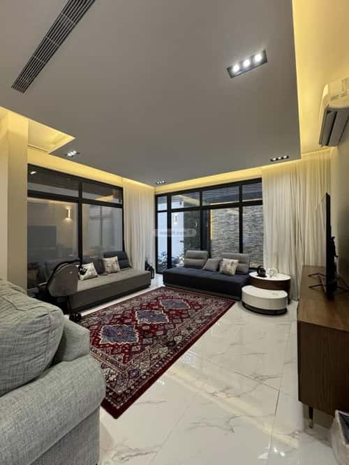 فيلا 405 متر مربع شمالية غربية على شارع 20م عكاظ، جنوب الرياض، الرياض