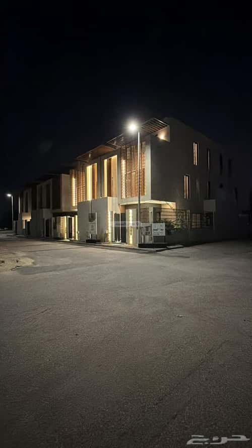 فيلا 308 متر مربع شمالية على شارع 15م الراكة الجنوبية، الخبر